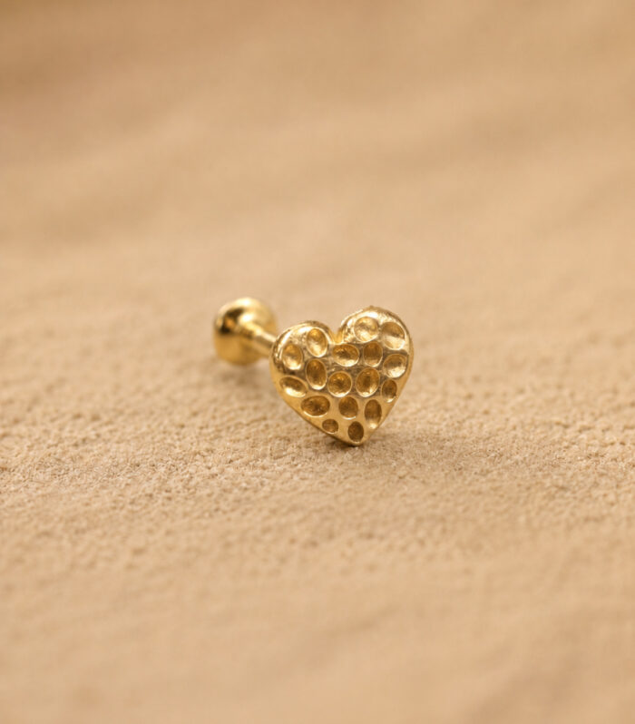 14 Ayar Altın Petek Desenli Kalp Model Tragus Piercing Küpe